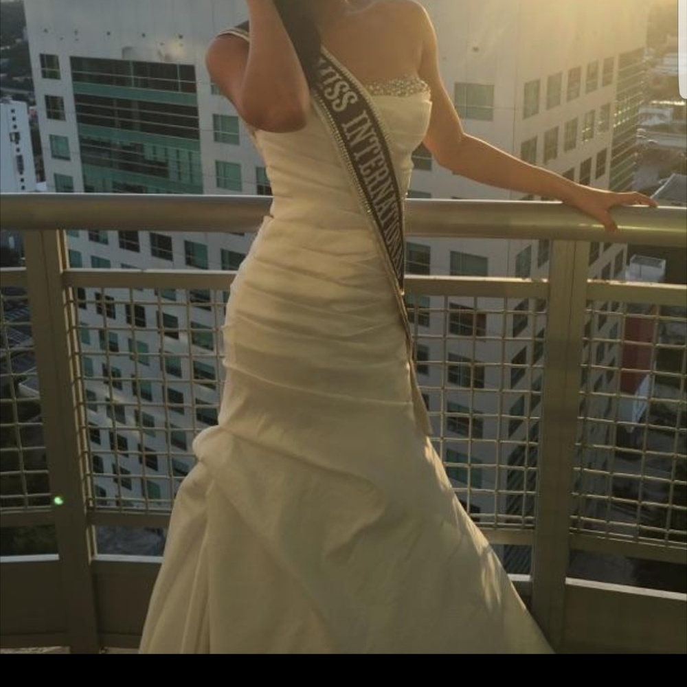 White dress